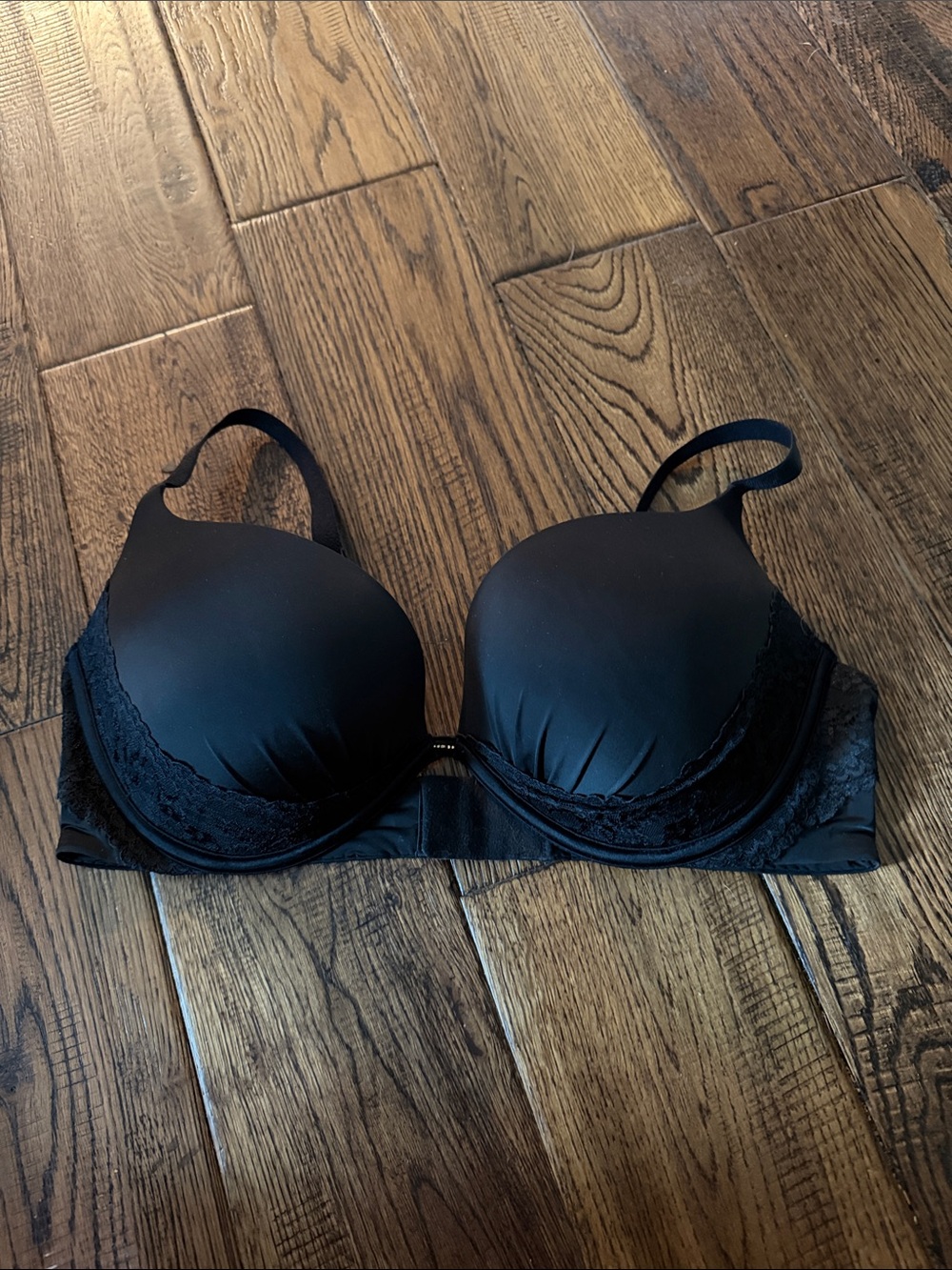 VICTORIA SECRET PUSH UP PIGEONNANT Bra Size 36D